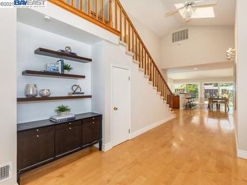 3465 Bridle Dr, Hayward, CA | Hill And Dale. Photo 3 of 35