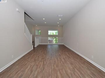 350 Wood St #205, Livermore, CA, 94550 Townhouse. Photo 5 of 24