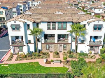 4258 Mission Ranch Way, Oceanside, CA, 92057 Townhouse. Photo 2 of 56