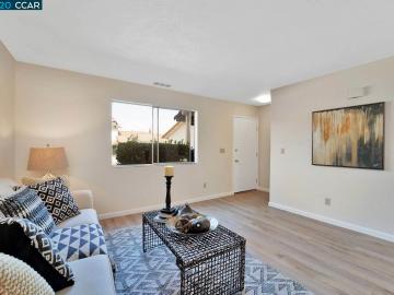 4320 Saint Charles Pl, Concord, CA, 94521 Townhouse. Photo 4 of 30