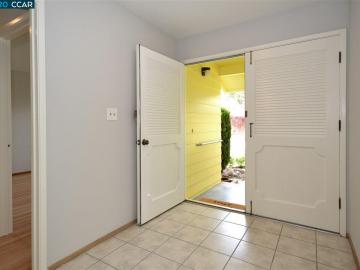 4508 Meadowbrook Dr, Richmond, CA | Whitecliff. Photo 4 of 37