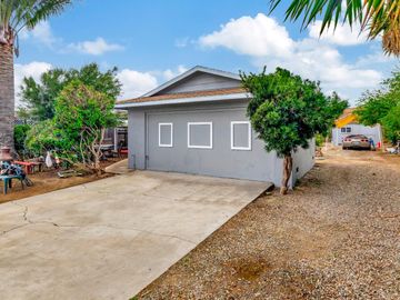 45120 Crown Ave, Pine Canyon, CA