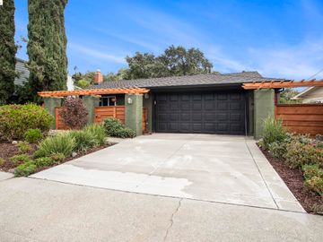 490 Grandview Dr, Vacaville, CA | . Photo 6 of 34