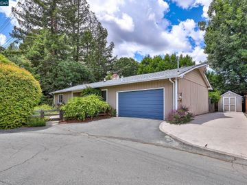 5114 Pleasant Valley Dr, Martinez, CA | Forest Hills. Photo 2 of 24