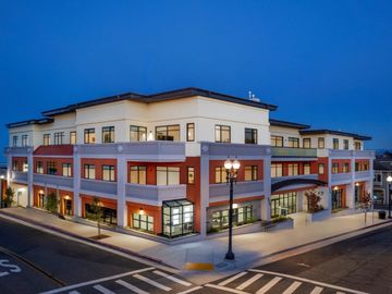 520 Lighthouse Ave unit #202, Pacific Grove, CA