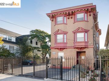 Rental 539 33rd St, Oakland, CA, 94609. Photo 1 of 19