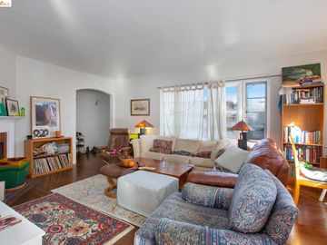 541 45th St, Oakland, CA | Temescal. Photo 4 of 23
