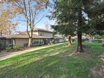 5468 Roundtree Pl #K, Concord, CA, 94521 Townhouse. Photo 2 of 34