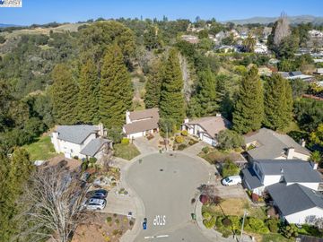 5517 Rothman Ct, Castro Valley, CA | Briar Ridge. Photo 2 of 31