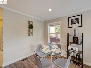 6374 Sunnymere Ave, Oakland, CA | Millsmont Area. Photo 5 of 39