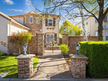7430 Carnoustie Ct, Gilroy, CA | . Photo 4 of 60