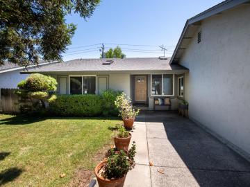 830 Hollenbeck Ave, Sunnyvale, CA | . Photo 3 of 19