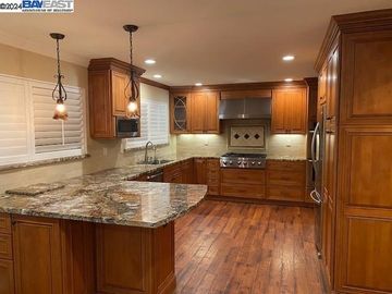 922 Lynn Ct, San Ramon, CA | Town And Country. Photo 3 of 44