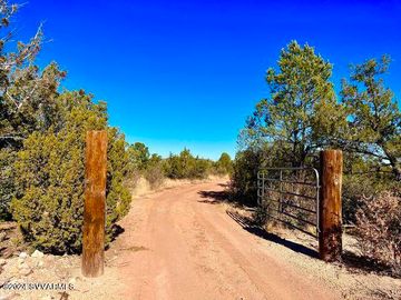 Tbd W Rugged Gulch Rd, Seligman, AZ | 5 Acres Or More. Photo 3 of 18